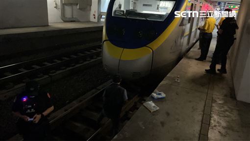 台鐵旅客墜軌…遭輾亡！司機顫抖喊1句話