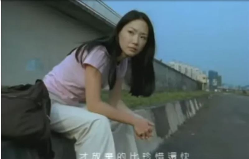王俐人當年清純模樣曝光。（圖／翻攝自臉書）