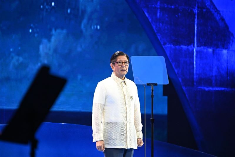 菲律賓總統小馬可仕（Ferdinand Marcos Jr.）在開幕致詞中，對美國、以色列與伊朗的之間爆發的衝突表達嚴重關切。（圖／翻攝自X平台 @ASEAN）