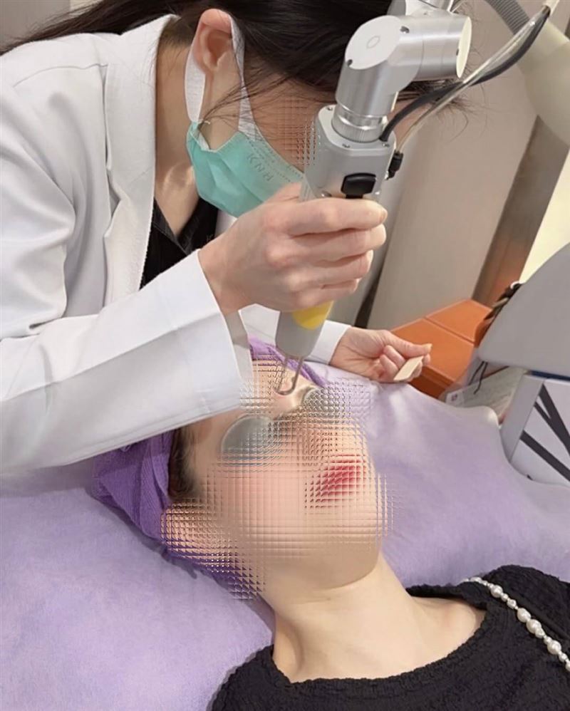 愛爾麗偷拍真相曝光？醫美資深主管曝光業界不能說的秘密：不是偷窺是防「內賊偷藥」。（圖／翻攝自愛爾麗臉書）
