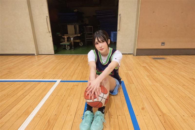 女優辻井穗乃花曾表示，自己的夢想就是在籃球界和演藝圈都闖出名號。（圖／翻攝自X平台 @tsujiiHonoka）
