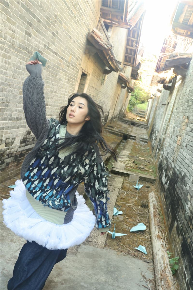 陳以諾接受專訪分享自己創作音樂的故事和創業歷程。（圖／環球音樂提供）