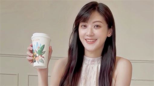 林逸欣曬喝咖啡美照！走出父親逝世悲痛
