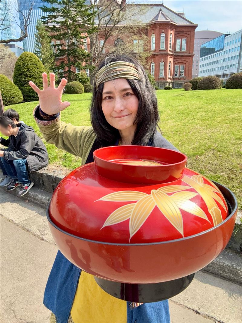 Angela佐藤坦言，後來才發現台灣湯頭真正厲害的地方，在於層次與鮮味會慢慢堆疊，越喝越上癮。（圖／翻攝自Angela佐藤FB）