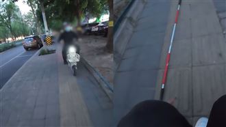 視障女孩走導盲磚被撞　陸男罵：不看路嗎