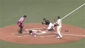 周東佑京盜本壘成功。（圖／翻攝自X平台 @Hawks_Official）