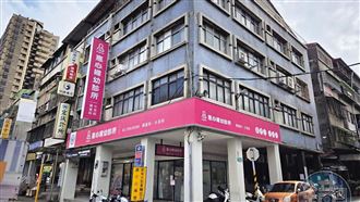 腹痛1年以為腫瘤 產婦體內留紗布醫護傻眼