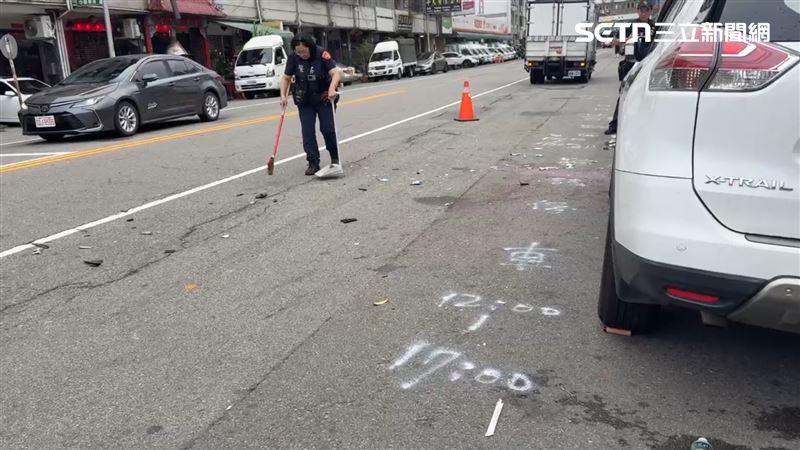 台中市北區益華路與健行路口今（11）日清晨發生嚴重死亡車禍。（圖／翻攝畫面）