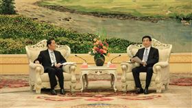 張榮恭出席海峽兩岸中華文化峰會並與王滬寧進行會見（圖／國民黨提供） 