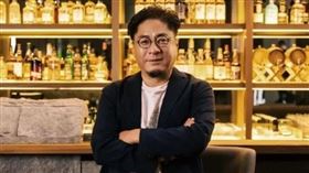 承億集團創辦人戴俊郎9日因多發性腦溢血辭世，享年54歲。（圖／翻攝畫面）