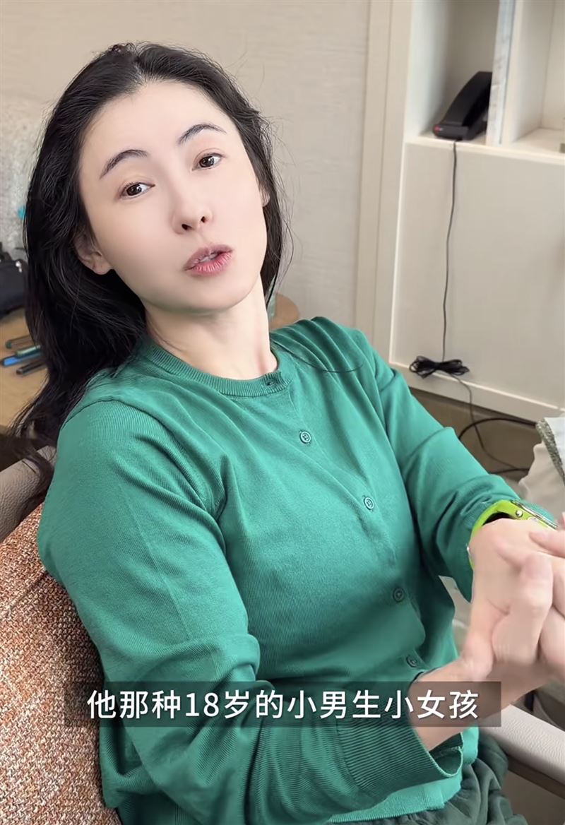張柏芝離婚後獨自養三子。（圖／翻攝自小紅書）