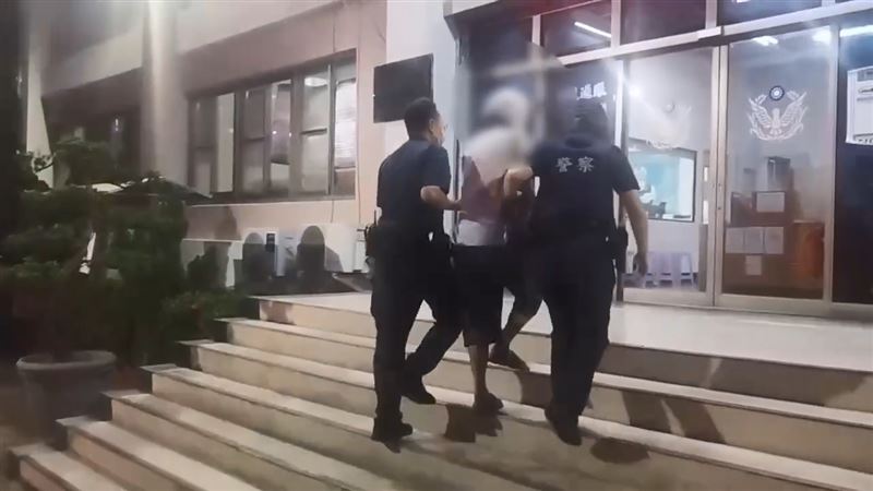 手刃親弟的哥哥訊後依殺人罪送辦。(圖/翻攝畫面)