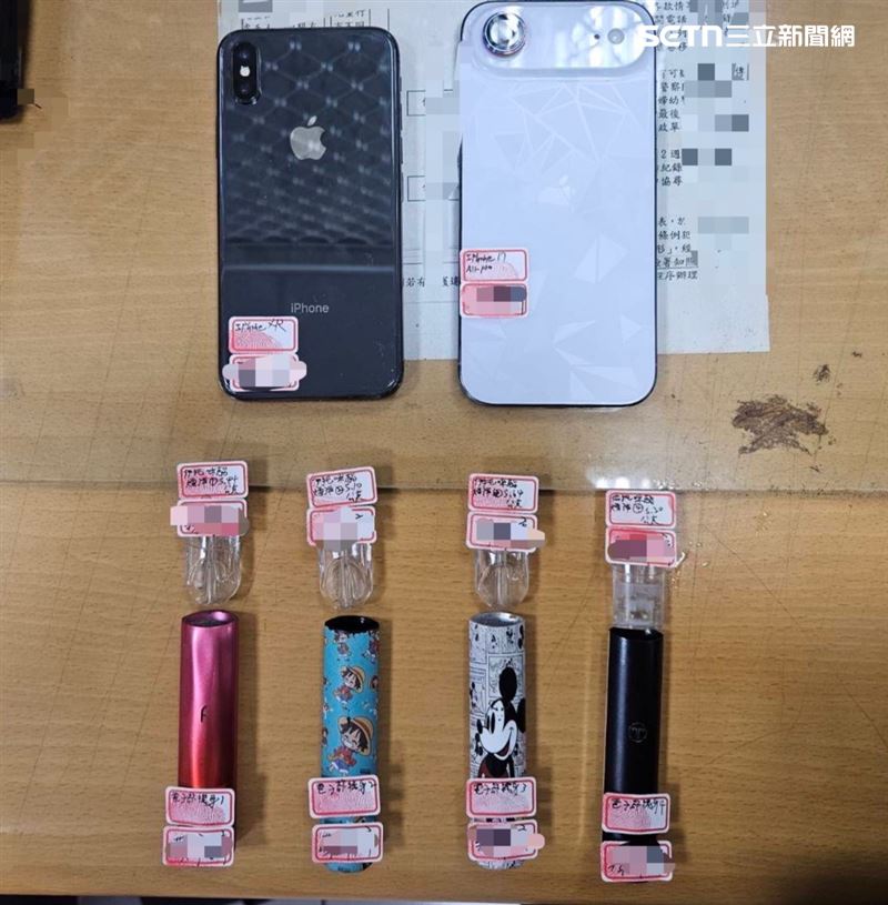 苗栗悍女駕車衝撞前男友釀3傷，逃亡2日在竹南鎮落網，警方又搜出4顆喪屍煙彈。（圖／翻攝畫面）