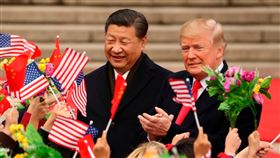 美國總統川普將於14日與中國國家主席習近平會面，有知情人士透露此會見面將決定美伊和談進展。美國盟友因此擔憂，川普可能出賣台灣，以換取中國協調美伊和談，促成荷莫茲海峽的重新開放。（圖／翻攝自X平台 @Blickch）