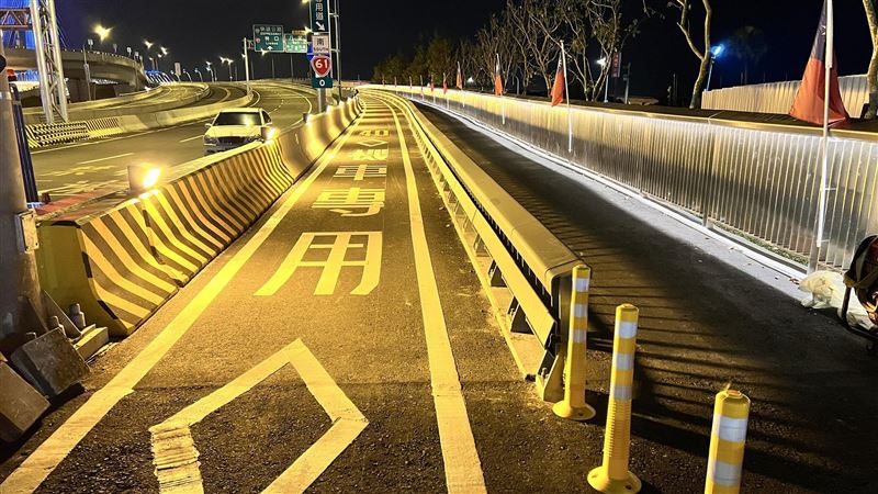 被公路局點名造謠 火花羅曬凌晨照反擊了