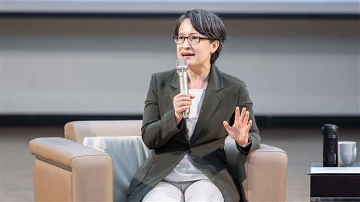 以戰貓精神勉勵青年　蕭美琴揭三大特質