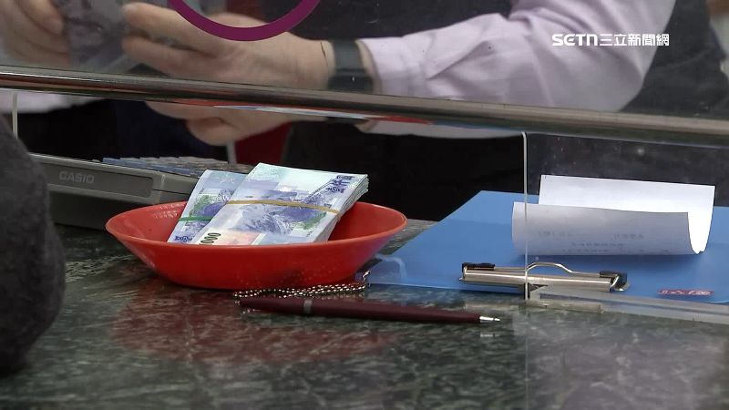 主計處公布最新平均薪資大約有4萬8千元