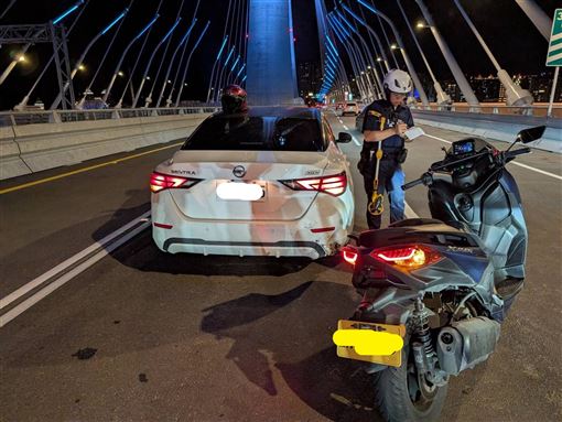 淡江大橋今通車！晚間發生「首撞」車禍