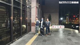 國家資通安全研究院爆發內鬼案！前瞻研究籌獲中心副主任許世璋涉嫌指示部屬在主機植入蠕蟲與爬蟲程式；檢方複訊後，諭令許男20萬元交保。（圖／翻攝畫面）