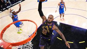 洛杉磯湖人隊籃球營運總裁佩林卡（Rob Pelinka）表示，球團極度期盼詹姆斯（LeBron James）能回歸並邁向職業生涯第24個賽季。（圖／翻攝自X平台 @WashTimesSports）