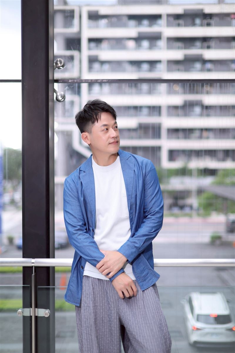 焦糖哥哥憶及前陣子因為貓狗生病,他光照顧跟送醫一年就花40萬,身體也亮紅燈。(圖/記者鄭孟晃攝影)