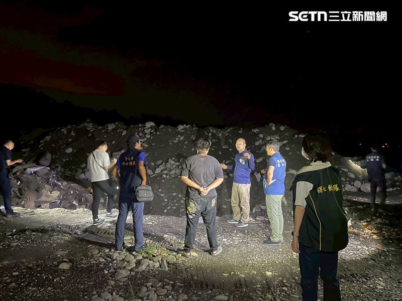 台中地檢署在中部各地破獲濫倒集團案件，台中成為犯罪集團鎖定的棄置地點。（圖／台中地檢署提供）