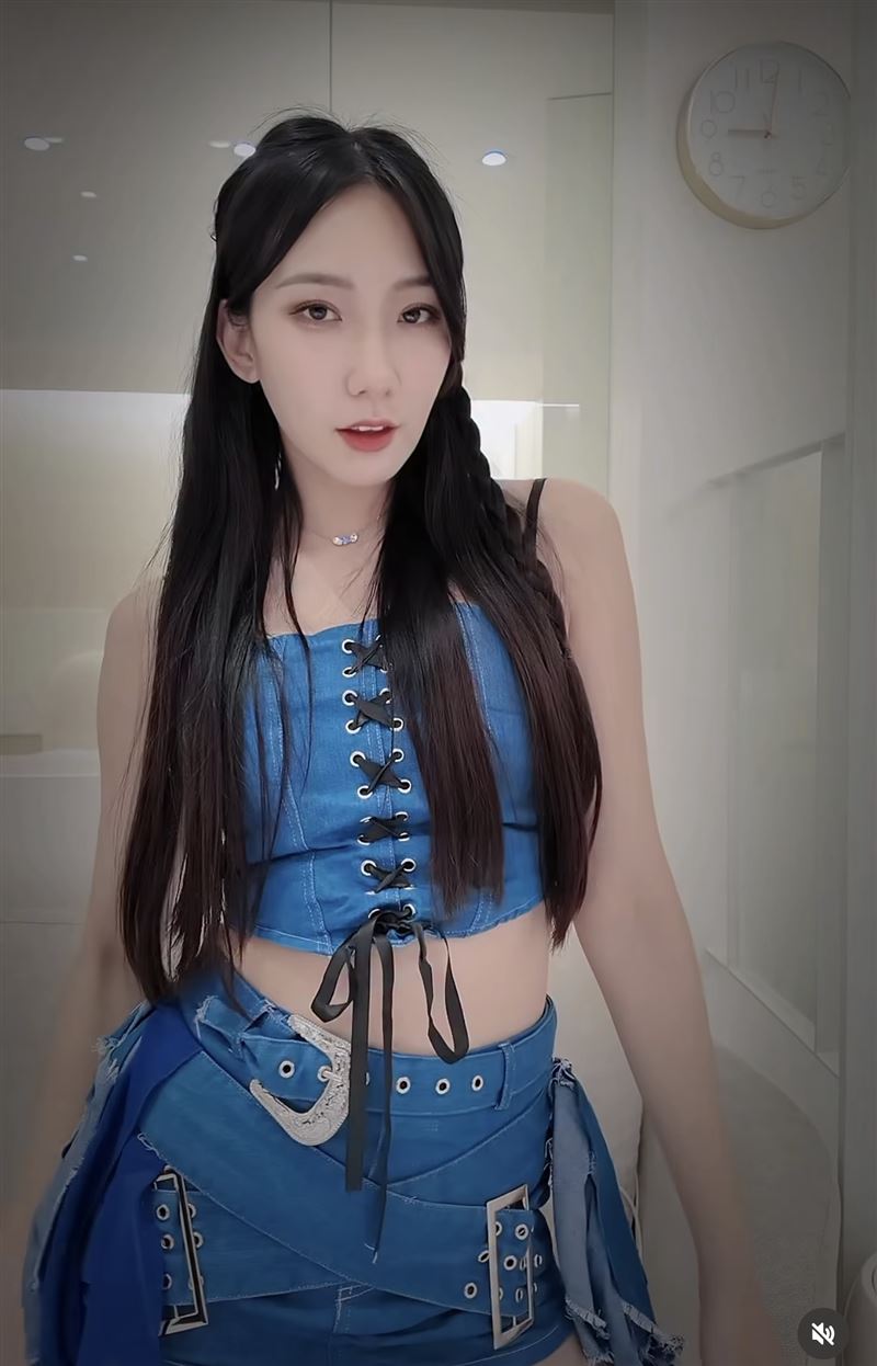 檸檬擁有甜美臉蛋。(圖/翻攝自IG)