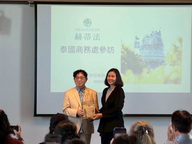 泰國商務處率團參訪赫蒂法莊園，世界最美生產基地促進台泰美妝新商機。（圖／業者提供）