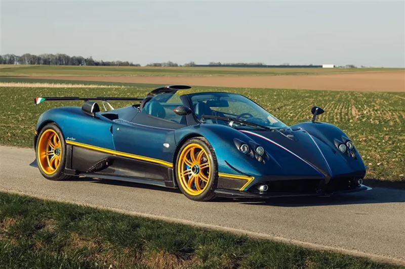 Pagani Zonda Unica手排訂製超跑。（圖／翻攝Broad Arrow Auctions網站）