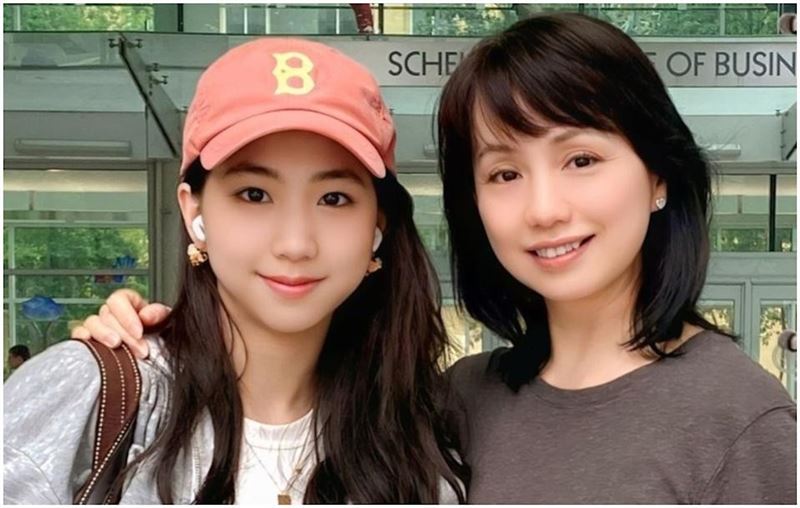 蔡幸娟愛女Amanda因為炫富惹議。（圖／翻攝自IG、臉書）