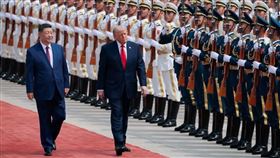 美國總統川普與中國國家主席習近平14日舉行會談，《CNN》直言台灣此時心情七上八下，深怕自己的政治地位和軍購案，會被川普當成籌碼出賣。（圖／翻攝自X平台 @BenjAlvarez1）