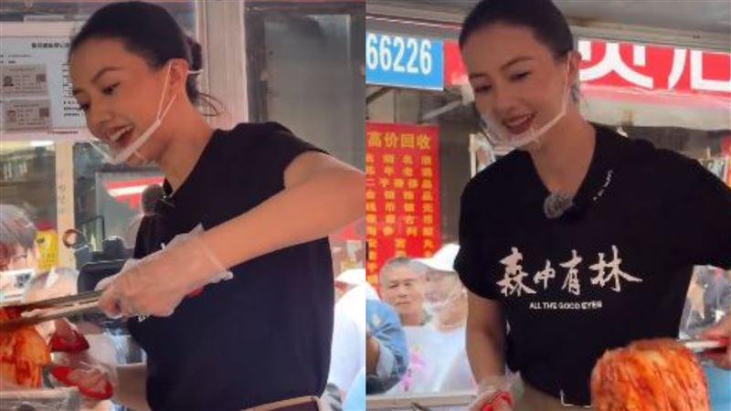 面對圍觀群眾,高圓圓手法俐落,切菜的力道與節奏恰到好處,與過去那種高冷的仙氣形象形成強烈對比。(圖/翻攝自微博)