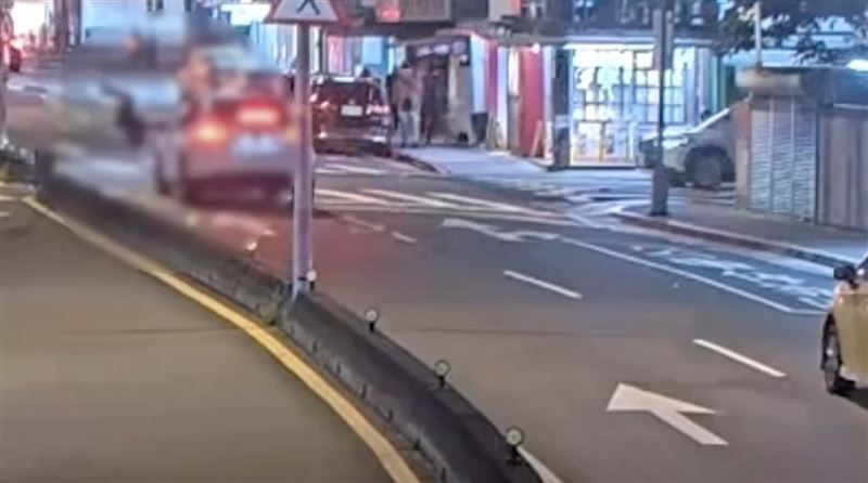 又見行人地獄!北市特斯拉「撞飛行人」