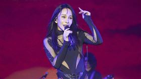 温嵐敗血性休克送醫。（圖／華納音樂提供）