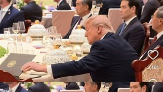 川普翻習近平小本本　網：太監不敢做的事