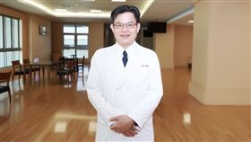 胃癌圍手術期免疫治療7旬婦恢復進食能力