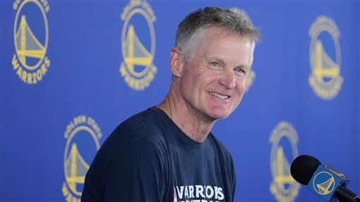 柯爾續約後認執教不力　誓言重整奪冠陣容