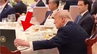 川普偷看習近平小本本？外媒查核真相曝光