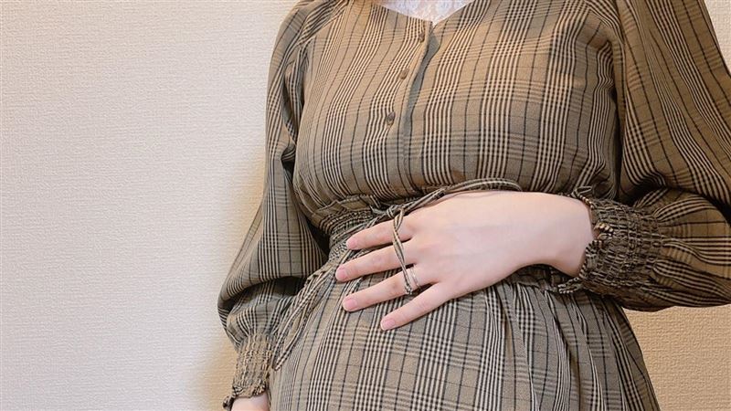 豪門媳收2億生黑人寶寶 嗆:沒說生你家的