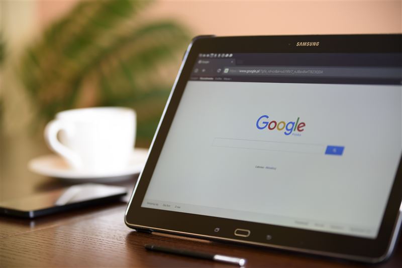 知情人士表示，Google將釋出數百名FDE的職缺，目的是協助客戶導入其商業導向的AI產品。（示意圖／PIXABAY）