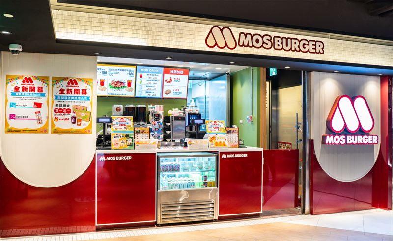 摩斯漢堡進駐信義百貨商圈，新開店微風南山店。（圖／品牌業者提供）