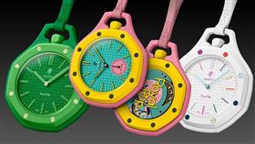 Swatch、愛彼聯名錶開賣，歐美多地門市現搶購衝突。（圖／翻攝自官網）