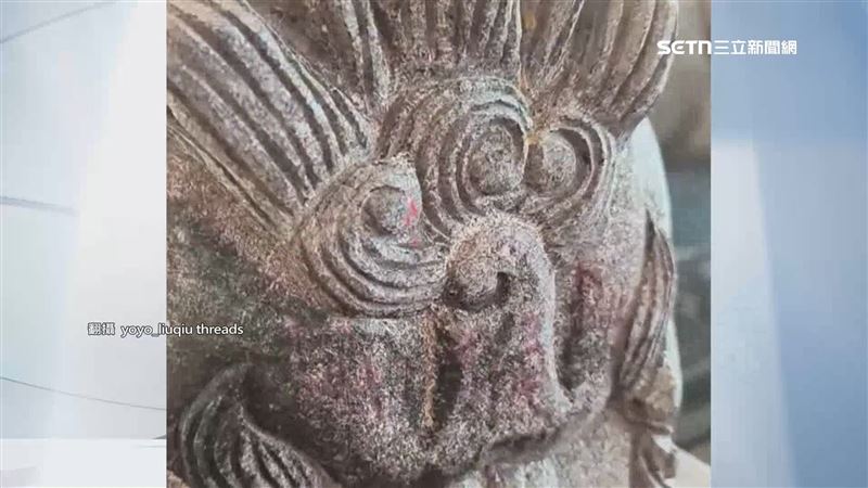獨／惡作劇？小琉球石獅遭塗寫英、越南文