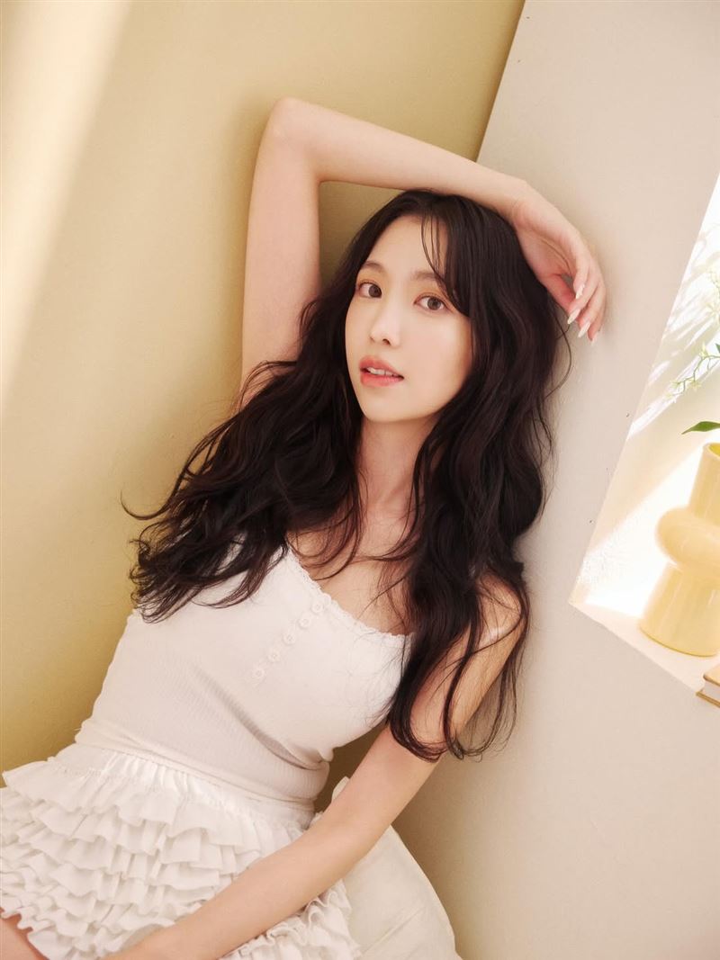韓國YouTuber尹到怡外型高挑亮眼。（圖／翻攝自IG @yxxndoi_）