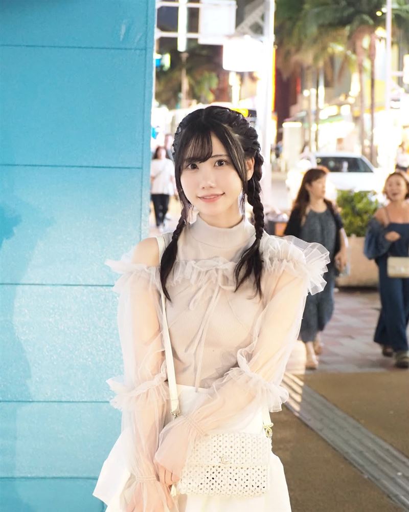 鈴木愛來原本今年2月要重新復出,無奈又再度復發動刀。(圖/翻攝自IG @saatan1031)