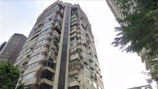 獨／知名大廈都更內幕曝　翁慘爬3年22樓