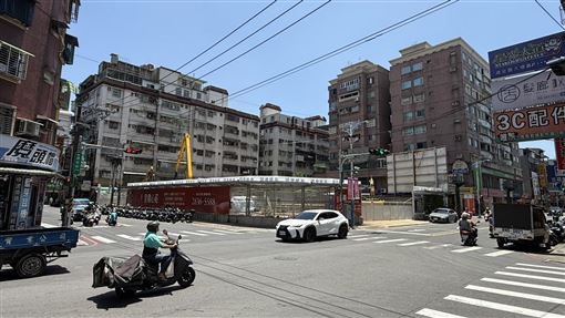新莊這建案站上7字頭　業者坦言怕怕的！