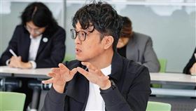 綠委沈伯洋出戰台北市長，已建立一套被團隊稱為「市民之槌」的AI工作流程，除輔助擘劃政見，也揪出蔣市府施政痛點。（翻攝沈伯洋臉書）