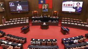 立法院審查總統彈劾案立法院全院委員會13日審查總統賴清德彈劾案，賴總統未列席，國民黨、民眾黨立委按照登記順序發言。中央社記者鄭清元攝　115年5月13日
