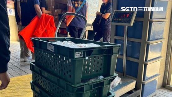 過期肉品混裝新鮮肉品出售牟利，害高雄4間餐廳受害，讓大量不知情消費者吃下黑心肉。（圖／翻攝畫面）